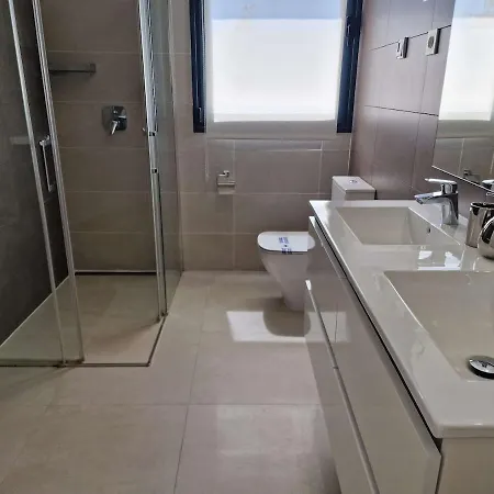 With Sauna Heated Pool And Jardin *